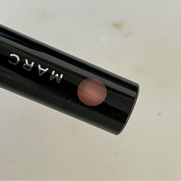 Marc Jacobs Fawn Over Me Cream Lipstick - Picture 3 of 3